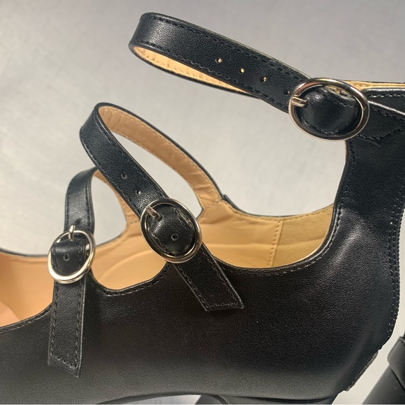 New black leather Mary Jane strappy 4” block heel three buckles rear zipper - Picture 14 of 16